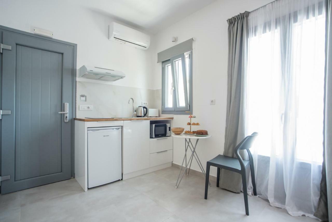 Nautilus Apartments-Suites Párosz Kültér fotó