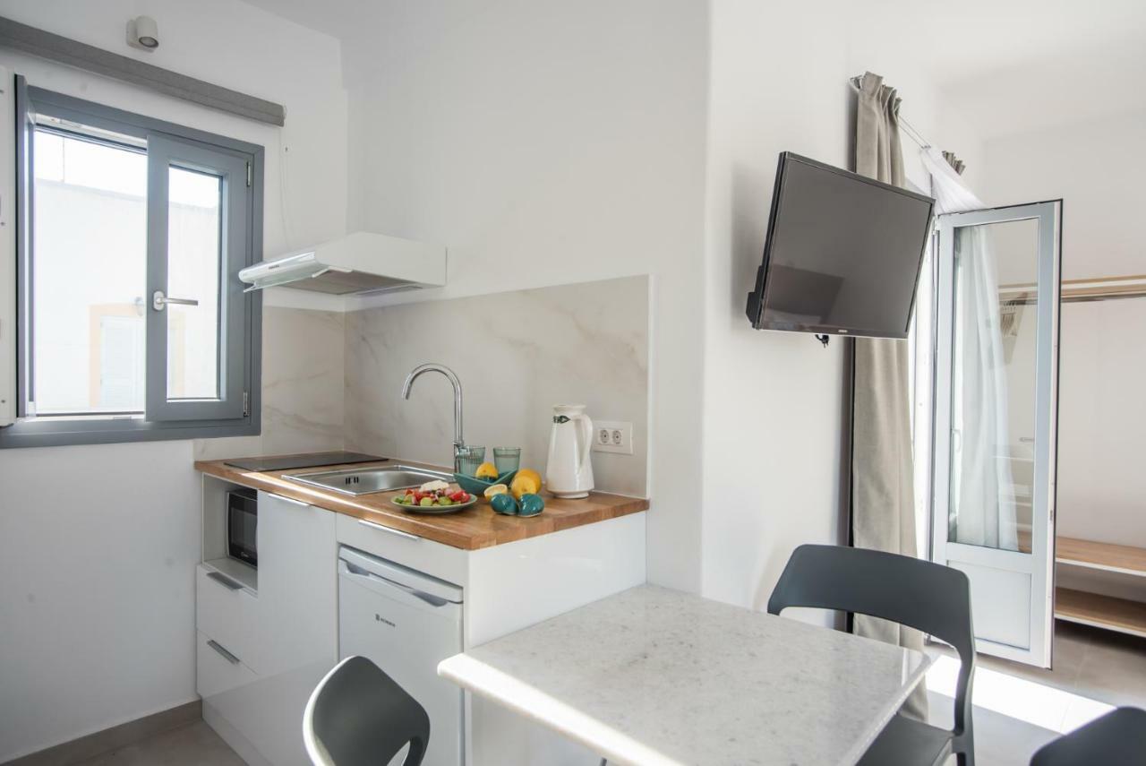 Nautilus Apartments-Suites Párosz Kültér fotó